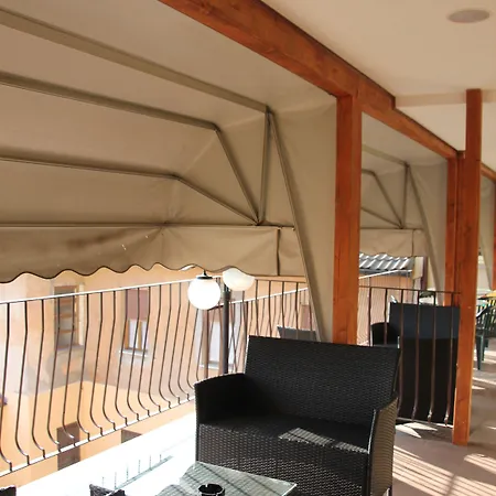 酒店 马尔彭萨辛普朗酒店 3*